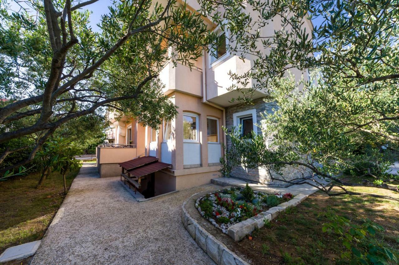 Appartement Mihael à Zadar Extérieur photo