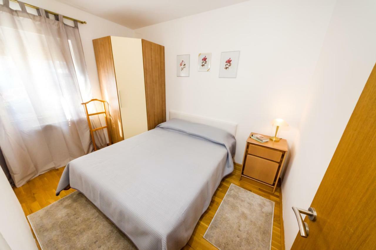 Appartement Mihael à Zadar Extérieur photo