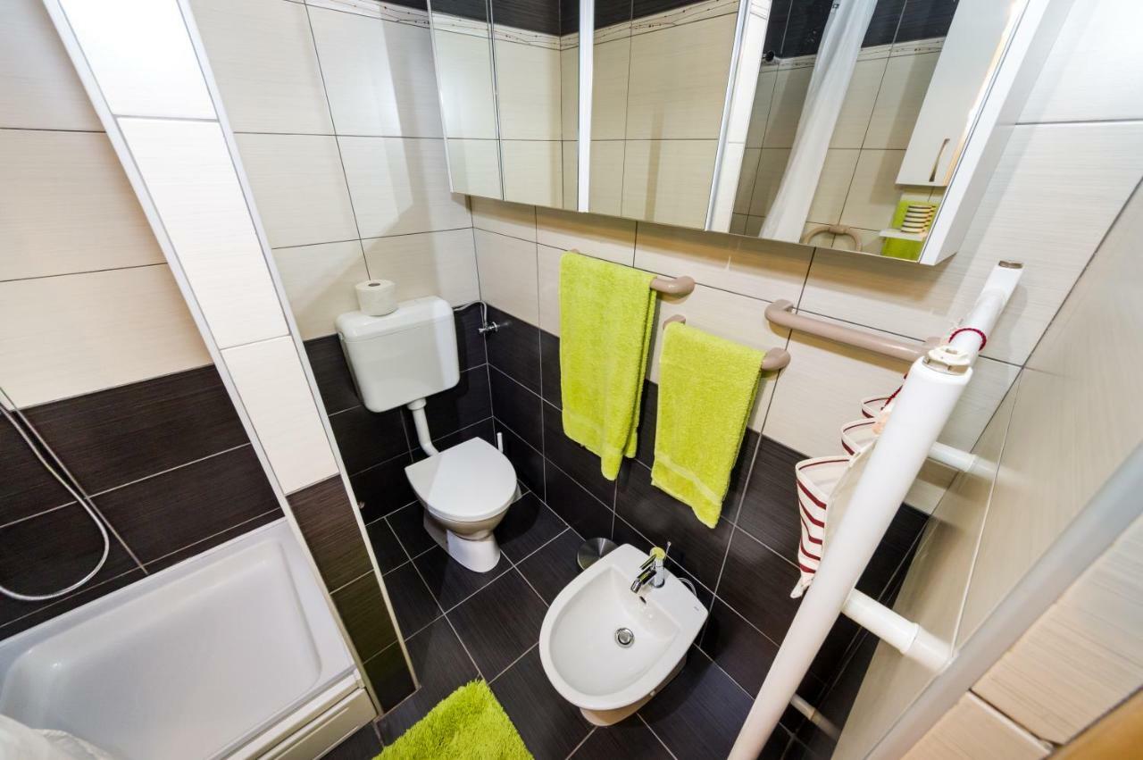 Appartement Mihael à Zadar Extérieur photo