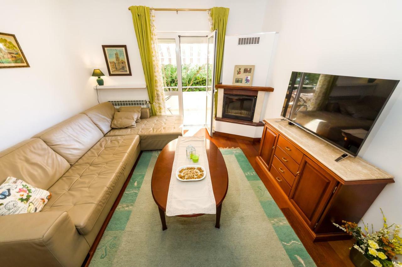 Appartement Mihael à Zadar Extérieur photo